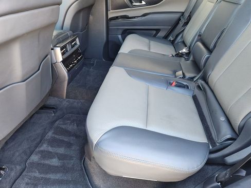 Used 2025 Lexus LX 700h Overtrail w/ Accessory Package (Z1) image 32