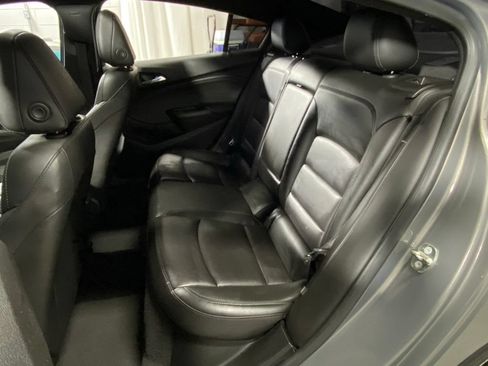 Used 2018 Chevrolet Cruze Premier w/ Premier True North Edition FWD image 29