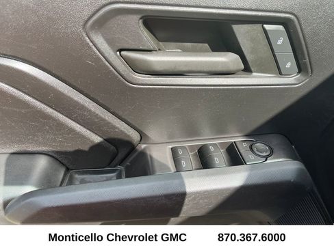 Used 2023 Chevrolet Colorado W/T image 10