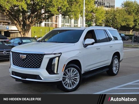 Used 2025 Cadillac Escalade Premium Luxury AWD/4WD image 1