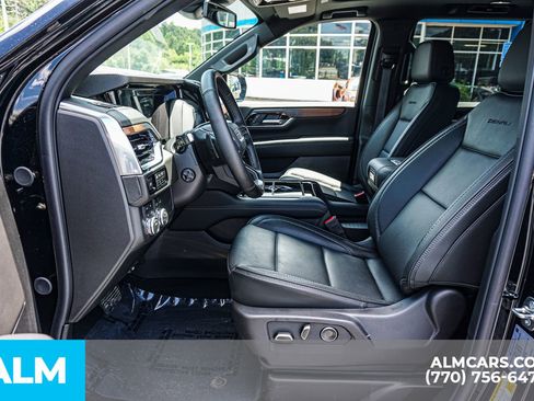 Used 2026 GMC Yukon Denali w/ Sun & Power Step Package AWD/4WD image 22