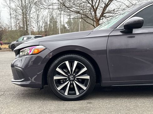 Used 2024 Honda Civic EX-L image 15