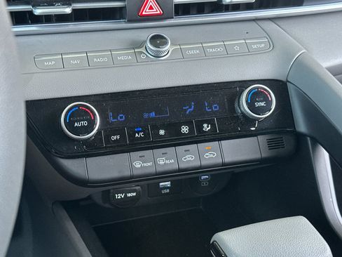 Certified 2024 Hyundai Elantra SEL FWD image 20