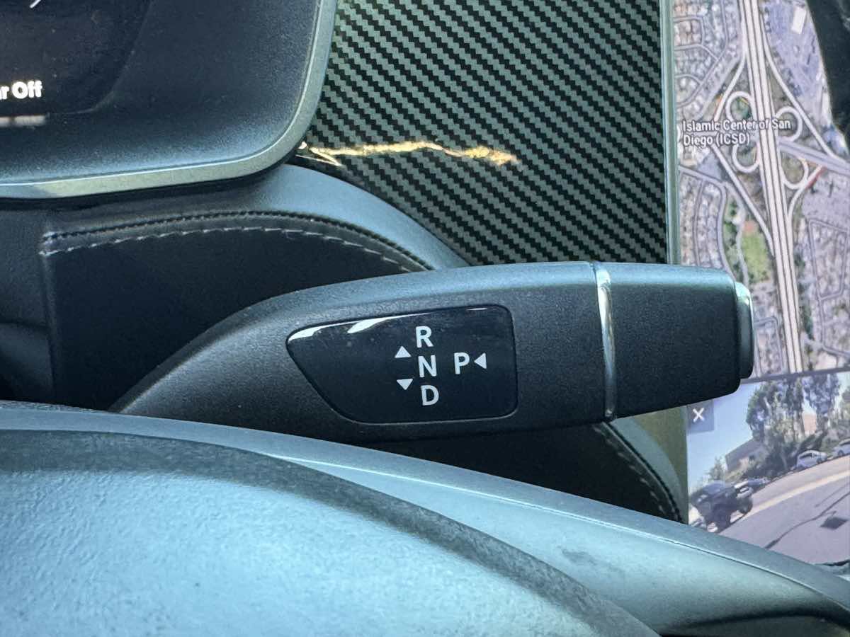 Used 2018 Tesla Model X AWD/4WD image 30