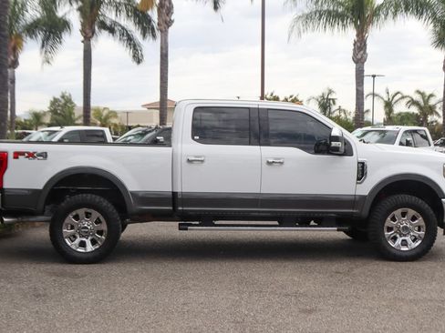 Used 2018 Ford F250 Lariat w/ Lariat Ultimate Package AWD/4WD image 10