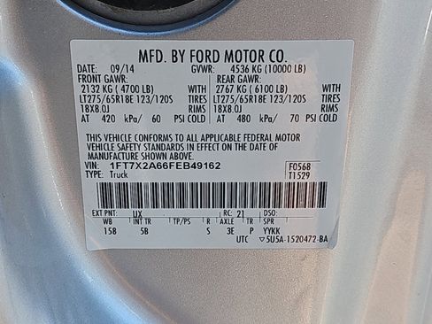 Used 2015 Ford F250 Lariat w/ Chrome Package image 31