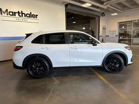 Certified 2026 Honda HR-V Sport image 4