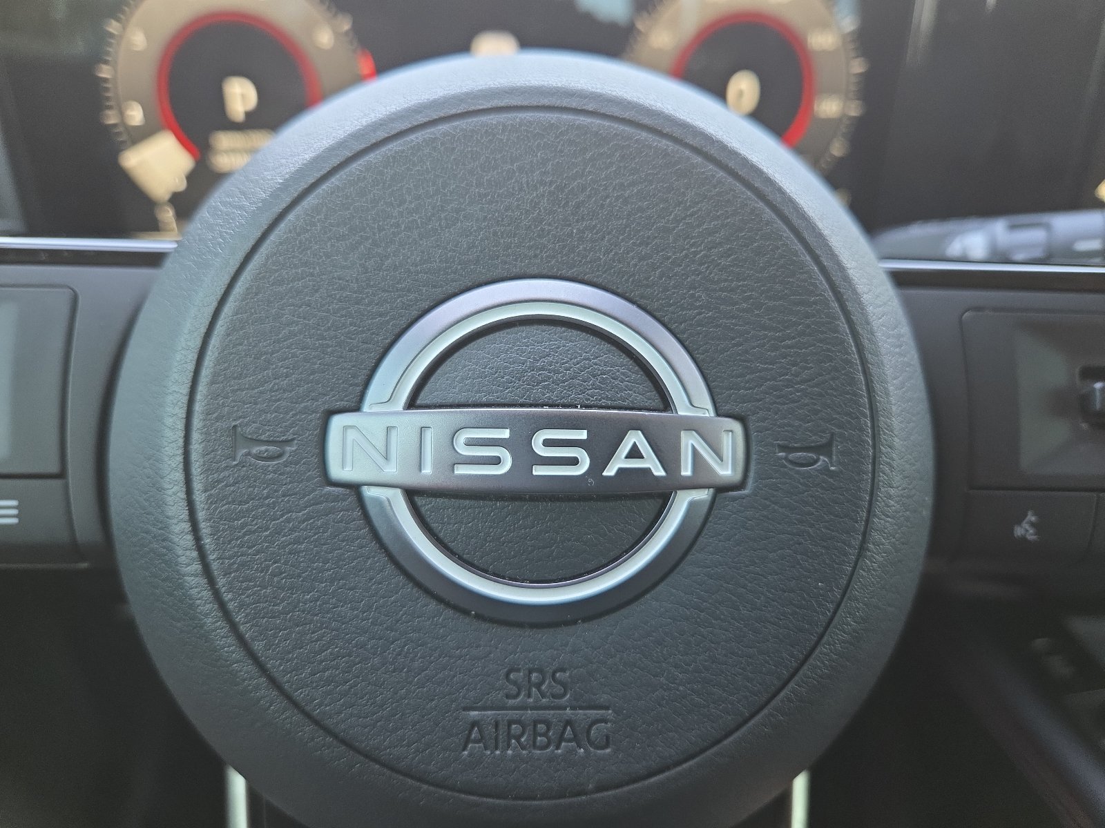 Used 2025 Nissan Kicks SR w/ Illumination Package AWD/4WD image 18