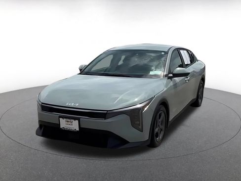 Used 2025 Kia K4 FWD image 9