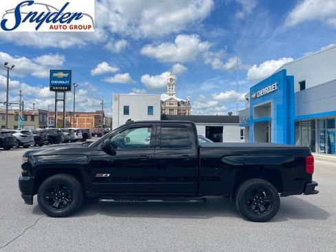 Used 2018 Chevrolet Silverado 1500 LT w/ Midnight Edition AWD/4WD image 1