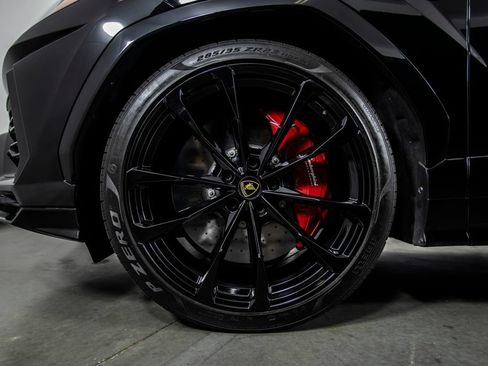 Used 2021 Lamborghini Urus AWD/4WD image 13