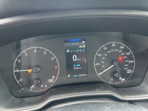 Used 2023 Toyota Corolla LE image 9