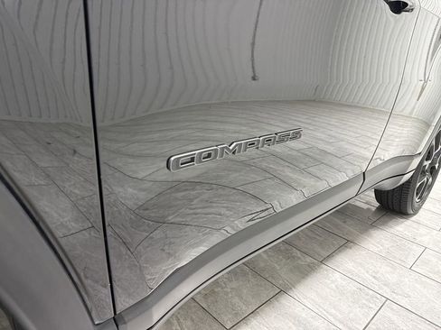 Used 2025 Jeep Compass Latitude w/ Altitude Special Edition image 33