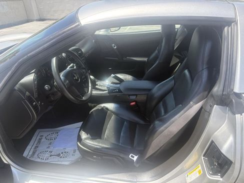 Used 2008 Chevrolet Corvette Coupe w/ Preferred Equipment Group RWD image 16