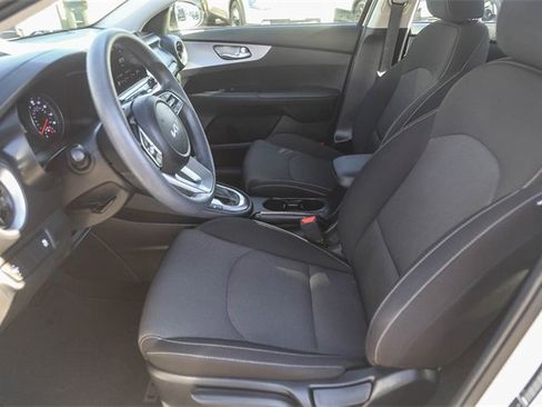 Used 2024 Kia Forte LXS image 19