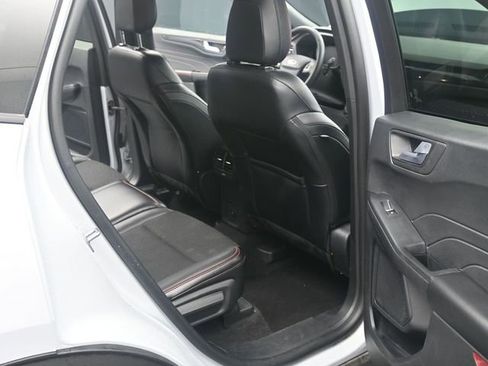 Used 2025 Ford Escape ST-Line FWD image 19