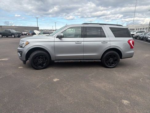 Used 2021 Ford Expedition XLT image 5