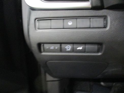 New 2026 Nissan Rogue SV image 28