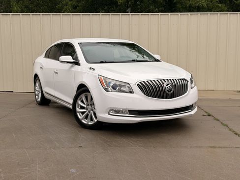 Used 2015 Buick LaCrosse Leather w/ Experience Buick Package FWD image 1