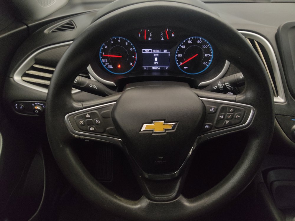 Used 2017 Chevrolet Malibu LS FWD image 22