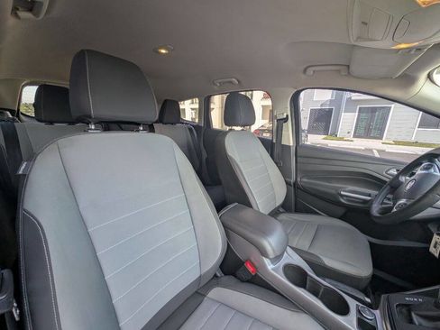 Used 2016 Ford Escape SE w/ Equipment Group 201A image 26