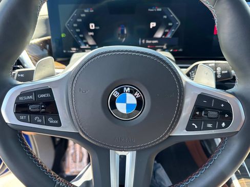 Used 2025 BMW X7 M60i image 20
