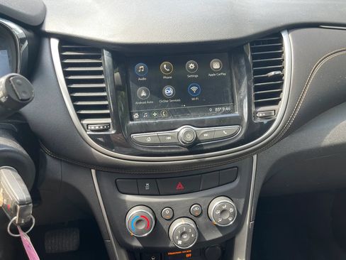 Used 2018 Chevrolet Trax LT FWD image 18