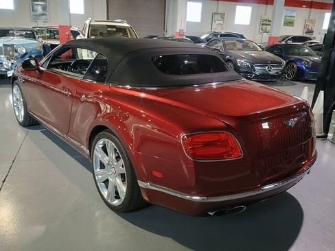 Used 2017 Bentley Continental GT AWD/4WD image 26