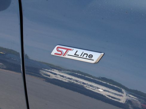 Used 2024 Ford Escape ST-Line w/ Tech Pack #1 image 2