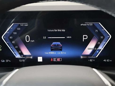 Used 2023 BMW i4 eDrive35 w/ Premium Package RWD image 32