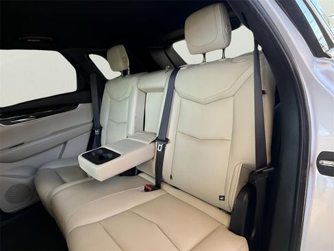 Used 2019 Cadillac XT5 image 19