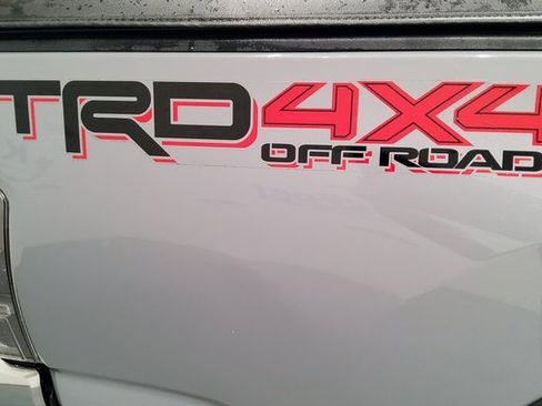 Used 2021 Toyota Tacoma TRD Off-Road image 44