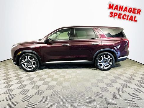 Used 2024 Hyundai Palisade SEL w/ Premium Package FWD image 5
