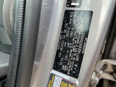 Used 2025 Kia K4 LXS image 32