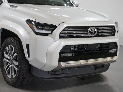 Used 2026 Toyota 4Runner Limited AWD/4WD image 4
