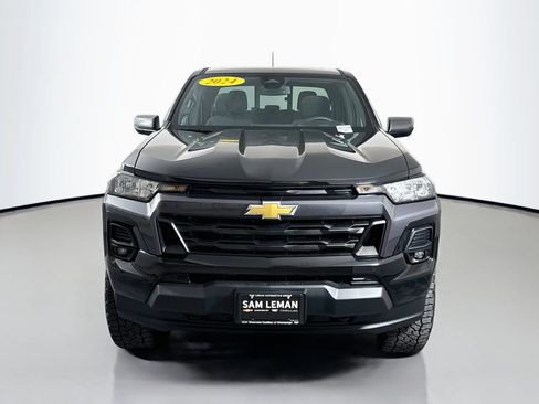 Used 2024 Chevrolet Colorado LT w/ LT Convenience Package II AWD/4WD image 2