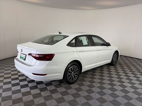 Used 2021 Volkswagen Jetta FWD image 6