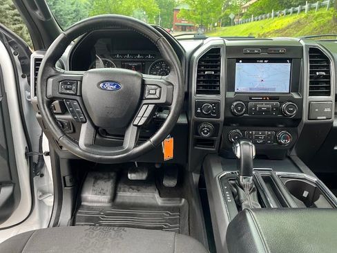 Used 2019 Ford F150 XLT w/ Equipment Group 302A Luxury AWD/4WD image 20
