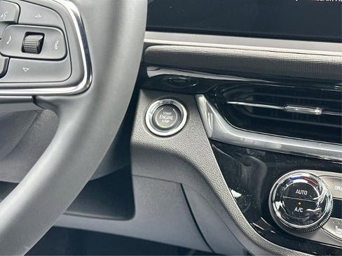 New 2025 Buick Envista Sport Touring w/ Convenience I Package image 14