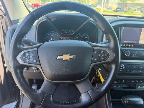 Used 2019 Chevrolet Colorado Z71 AWD/4WD image 18