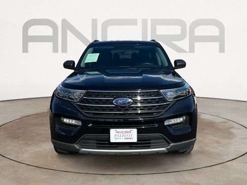 Used 2024 Ford Explorer XLT w/ Equipment Group 202A RWD image 5