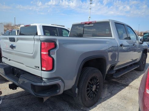 Used 2024 Chevrolet Silverado 2500 LTZ w/ LTZ Plus Package image 8