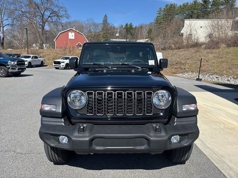 Certified 2026 Jeep Wrangler Unlimited Sport AWD/4WD image 2