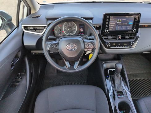 Used 2022 Toyota Corolla LE FWD image 14