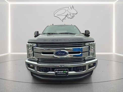 Certified 2019 Ford F250 4x4 Crew Cab Super Duty image 5