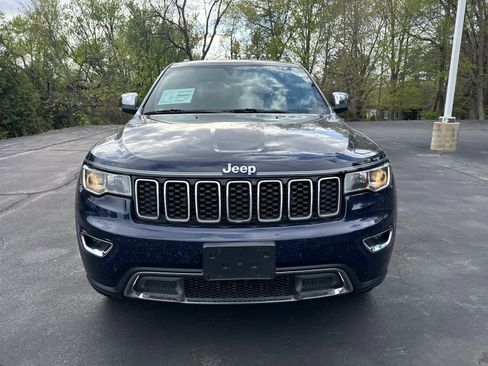 Used 2017 Jeep Grand Cherokee Limited AWD/4WD image 8