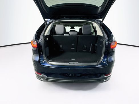 Used 2024 MAZDA CX-90 Plug-In Hybrid w/ Preferred AWD/4WD image 32