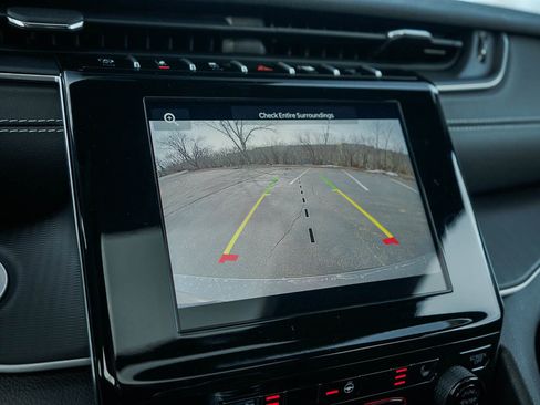 New 2025 Jeep Grand Cherokee L Altitude image 26