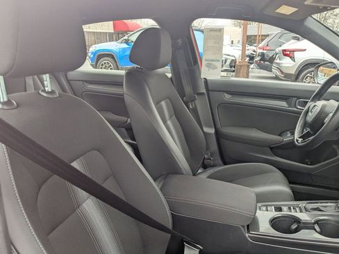 Used 2025 Honda Civic Sport image 31