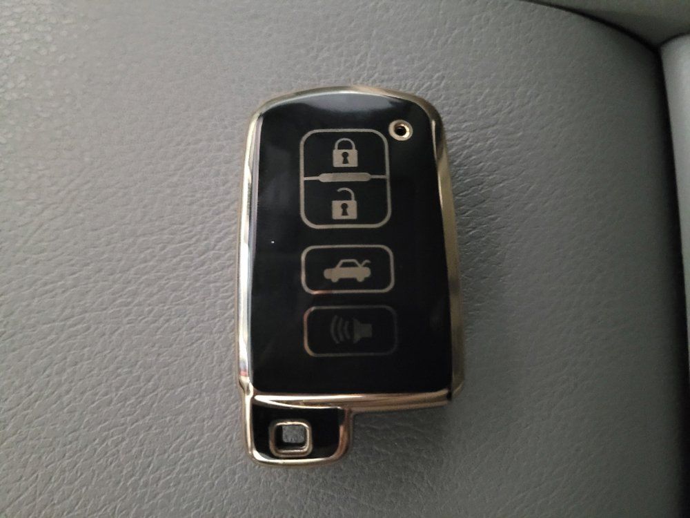 Used 2019 Toyota Highlander XLE FWD image 32